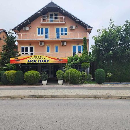 Holiday Ferizaj Extérieur photo